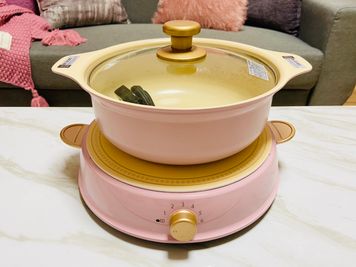 オプションのお鍋も可愛いカラーです♡ - メルティなんば🎀 🎀メルティなんば🎀の設備の写真