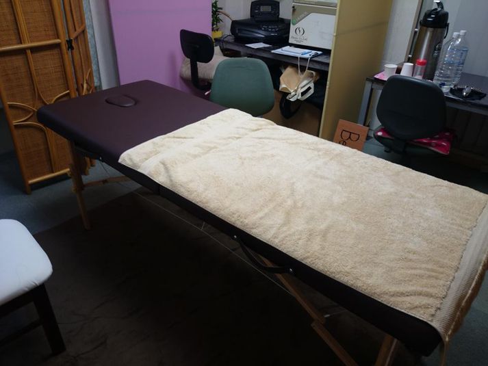 レンタルサロン相談ルーム（個室） - 貸会議室リヴィング・ラボとくしま