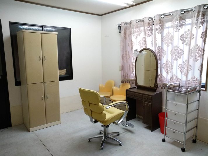 サロンスペース - Reborn