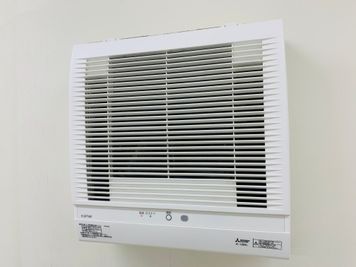 ★換気用ロスナイ２台完備 - FLASHスタジオ-渋谷- レンタルスタジオの設備の写真