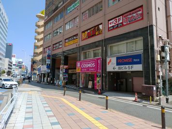 三越を背にして中州方向へ３００メートル - ひのまるオフィス天神 ひのまるスタジオ天神南店の外観の写真