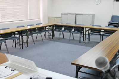 四ツ橋・近商ビル10B（コの字）※変更・現状は利用者様にてご対応 - SMG/ 四ツ橋・近商ビル ＳＭＧ貸し会議室/近商ビル10階B室の室内の写真