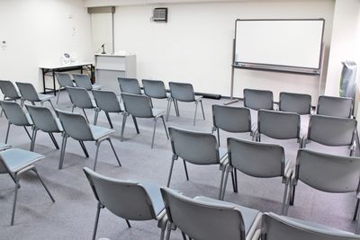 四ツ橋・近商ビル10B（シアター形式）※変更・現状は利用者様にてご対応 - SMG/ 四ツ橋・近商ビル ＳＭＧ貸し会議室/近商ビル10階B室の室内の写真