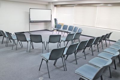 四ツ橋・近商ビル10B（シアター形式）※変更・現状は利用者様にてご対応 - SMG/ 四ツ橋・近商ビル ＳＭＧ貸し会議室/近商ビル10階B室の室内の写真