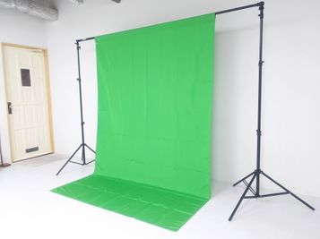 クロマキー合成用グリーンバック（布サイズ180cm×280cm） - teniteo レンタルスタジオの設備の写真