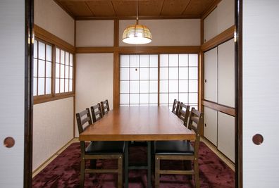 ２階個室／4.5畳・～6名 - 東京・大島「アイビーカフェ大島」 一軒まるごと利用／68㎡・20名の室内の写真