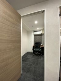 TIME SHARING渋谷ワールド宇田川ビル【無料WiFi】 1人個室 RoomA（7F）の室内の写真