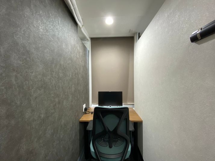 TIME SHARING渋谷ワールド宇田川ビル【無料WiFi】 1人半個室 RoomE（7F）の室内の写真