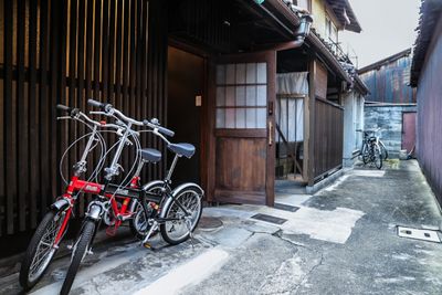 ちょっと見つけにくいかもしれませんが、路地の先には京都らしい雰囲気がたっぷり - 京小宿　古川みやび 京町家レンタルスペースの入口の写真