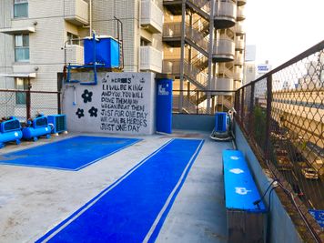 都内の屋上空間、ラビリンスです。 - ＤＫ　BLUESTUDIO