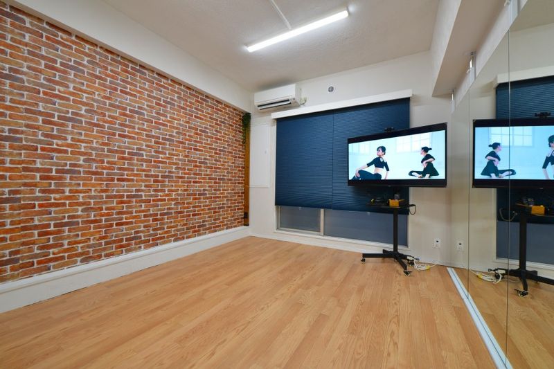 アイコンスペース「スエヒロ」 - レンタルスタジオ「スエヒロ」