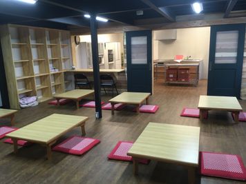 使用イメージ - レンタルスペースa－フレ（エーフレ） 多目的スペース半面50㎡利用プランの室内の写真