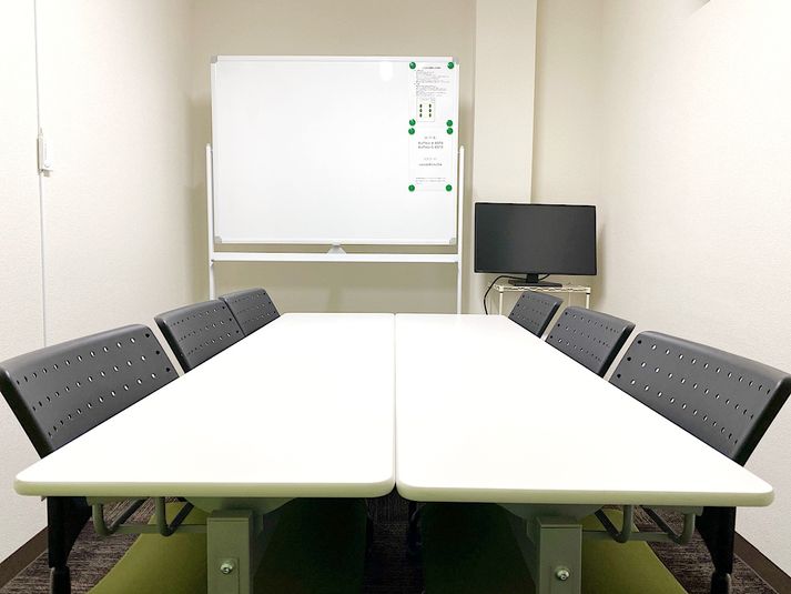 うめきた会議室413(最大6名) - 共栄実業(株)　幸福相互ビル