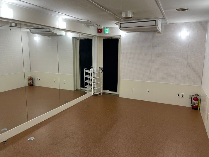 レンタルスタジオ602号室 - MIBビル 602号室