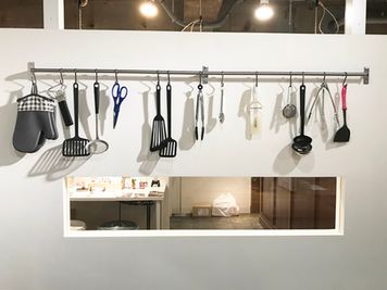 キッチン用品 - レンタルスペース 　パズル浅草橋 レンタルキッチン スペースの設備の写真