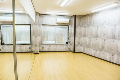 フロア2 - SKYレンタルダンススタジオ 【梅田ドンキホーテ徒歩5分】SKYレンタルダンススタジオの室内の写真