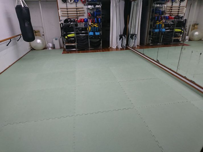 ブレイズスタジオ - ブレイズスタジオ