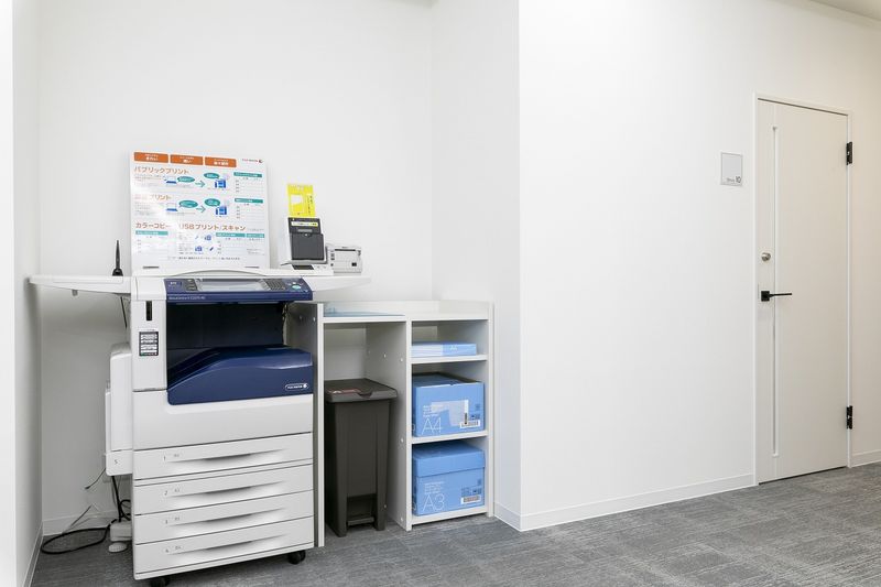 完全個室 6名用会議室 - BIZcomfort名古屋名駅南