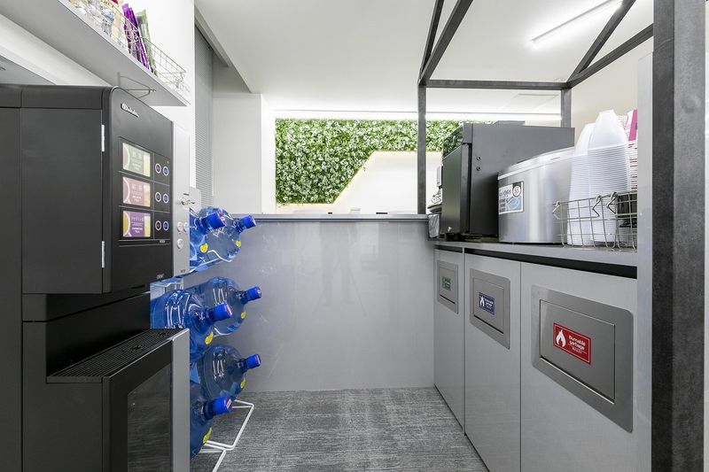 完全個室　8名用会議室 - BIZcomfort名古屋名駅南