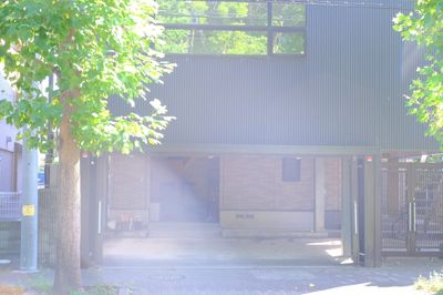 駐車場。１台まで無料でご利用いただけます。 - Mystudio柏の葉 セルフ撮影フォトスタジオの入口の写真