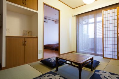 リビングルーム - PINK BUILDING menowaスペースの室内の写真
