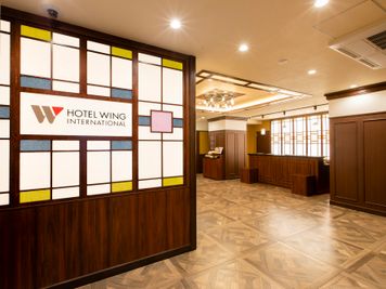 フロント・ロビー - ホテルウィング東京赤羽 ホテル1Fカフェスペース2名利用の入口の写真