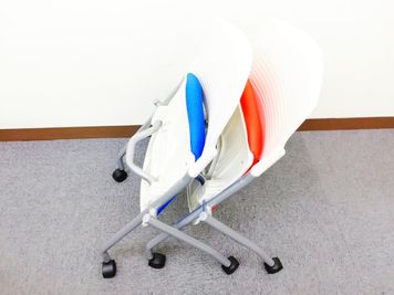 折り畳み椅子 - meeting roomＪＡＣＫ ＪＡＣＫの設備の写真