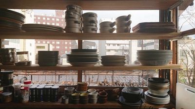 大皿から小皿、スープ皿もあります - CRAFT　BRIDGE レンタルスペース/ルーフトップの設備の写真