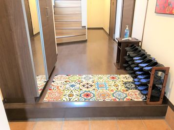 COCODE笹塚 【A号室】キッチン付きスペースの入口の写真