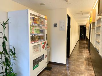 自動販売機 - 埼玉カンファレンスセンター 【浦和：八千代ビル】106号室のその他の写真
