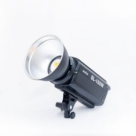 定常光ライト - スタジオゴーイングメリー 撮影スタジオの設備の写真