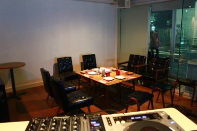 AMPcafe 多目的スペースの室内の写真