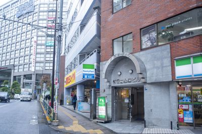 【メイプル】新宿タカシマヤ前第２ レッスンスペース・貸し会議室の外観の写真