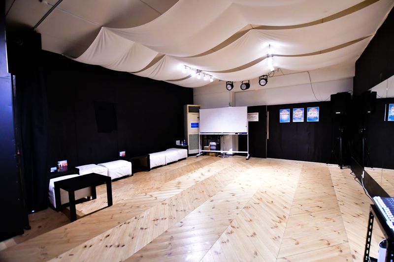 天神駅4分多目的スタジオ - ラビートスタジオ