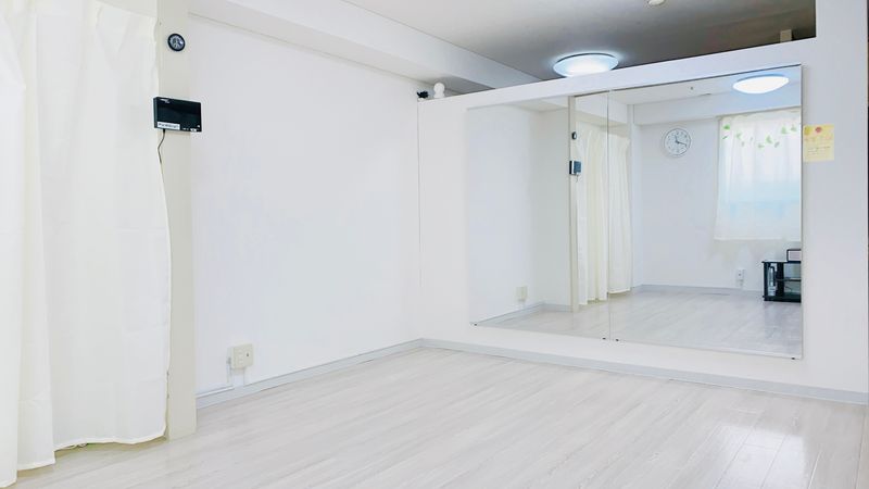 多目的プライベートスタジオ - レンタルスタジオ「Bee」