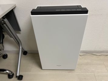 GS横浜東口会議室の設備の写真