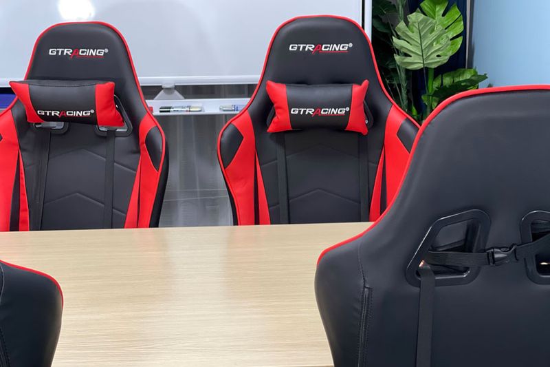 テレワークや会議に最適な貸会議室 - GS新宿南口貸会議室