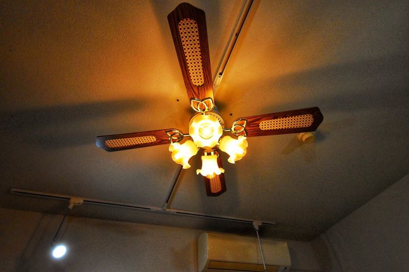 落ち着くプライベートサロン（ベッドスパSP台あり） - room 302