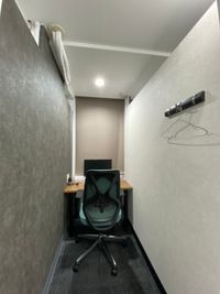 TIME SHARING渋谷ワールド宇田川ビル【無料WiFi】 【閉店】半個室RoomE（7F）1日貸しの室内の写真