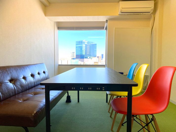 景色良好なシンプルスペース - アップスペース渋谷道玄坂 📌レンタルスペース📌貸会議室の室内の写真