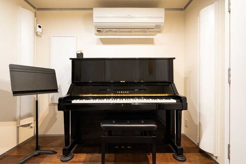 【C studio】 - ケイコバ音楽スタジオ(旧KMA音楽スタジオ)