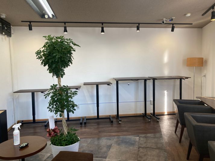 無音空間　話し声禁止 - お仕事カフェ ココリッツ