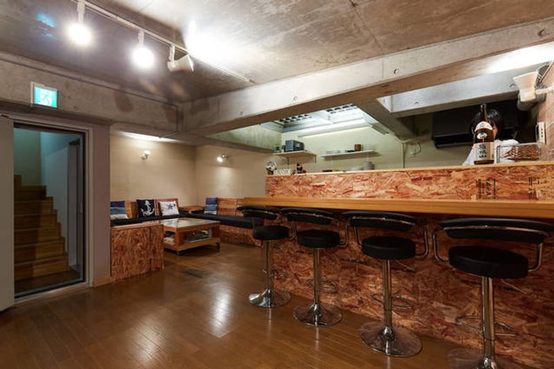 地下ラウンジスペース - 江ノ島ゲストハウス１３４