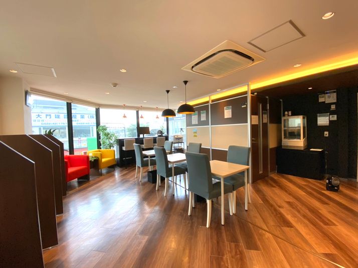 個別デスク席② - HaNaLe三鷹台駅会議室