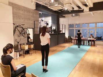 代々木上原スタジオ by PromodelStudio ♪　レッスン・イベントプランの室内の写真