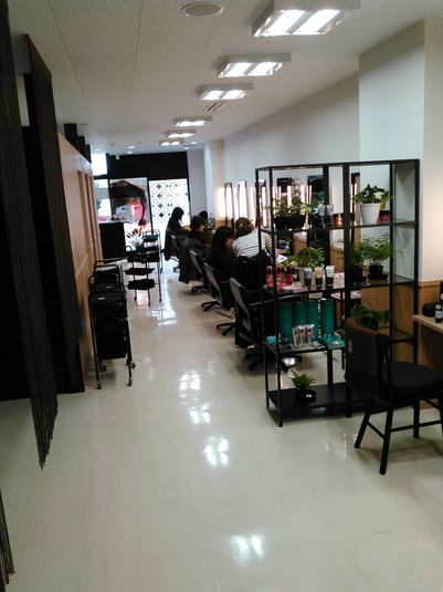 レンタルサロン - ヘアカラーガーデンズ高取店