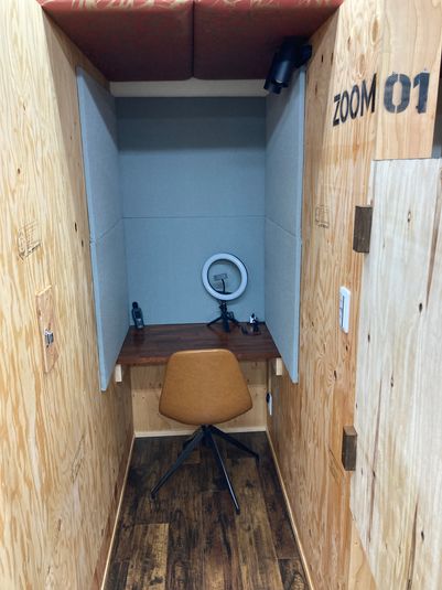 ZOOMブース  - お仕事カフェ ココリッツ