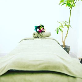 半個室プライベートサロン - salon space  エステマッサージ、整体、鍼灸院の室内の写真