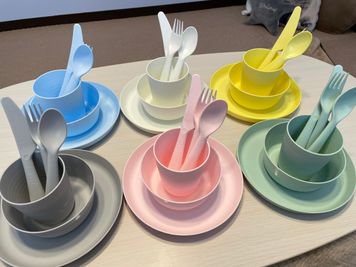 食器を各種揃えています。 - ピッコロ町田 多目的スペースの室内の写真