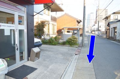 アルカビル Sinwa Training Gym（真和トレーニングジム）の入口の写真